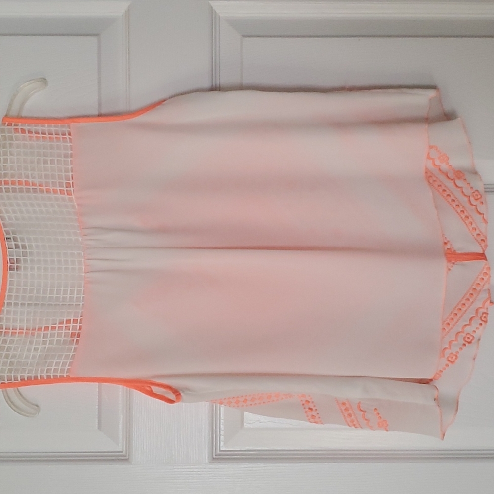 GB Embroidered sleeveless top, unique coral/orange design, Size M - Picture 7 of 9